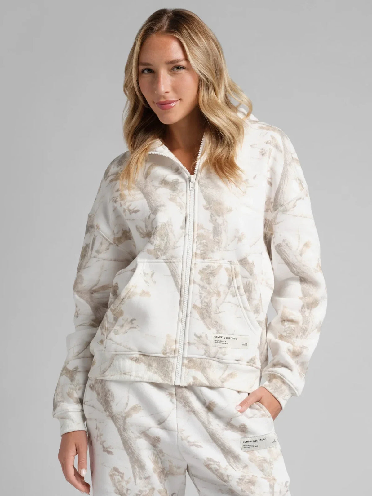 Cropped Camo Zip Hoodie - White