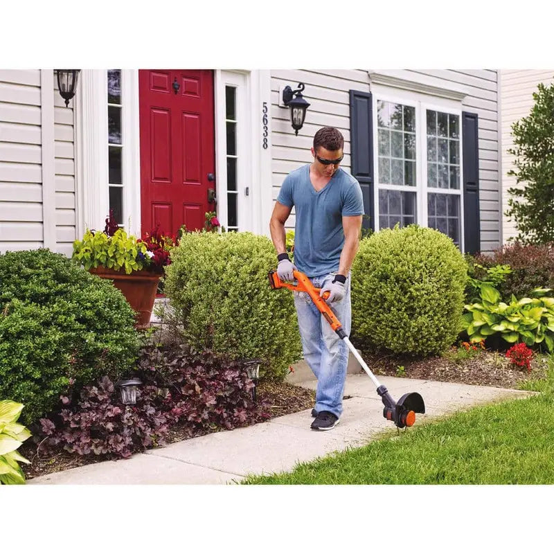 BLACK+DECKER 20V MAX Cordless String Trimmer And Leaf Blower Combo Kit, 3 Spools, 2 1.5 Ah Batteries And Charger - LCC2223ZP