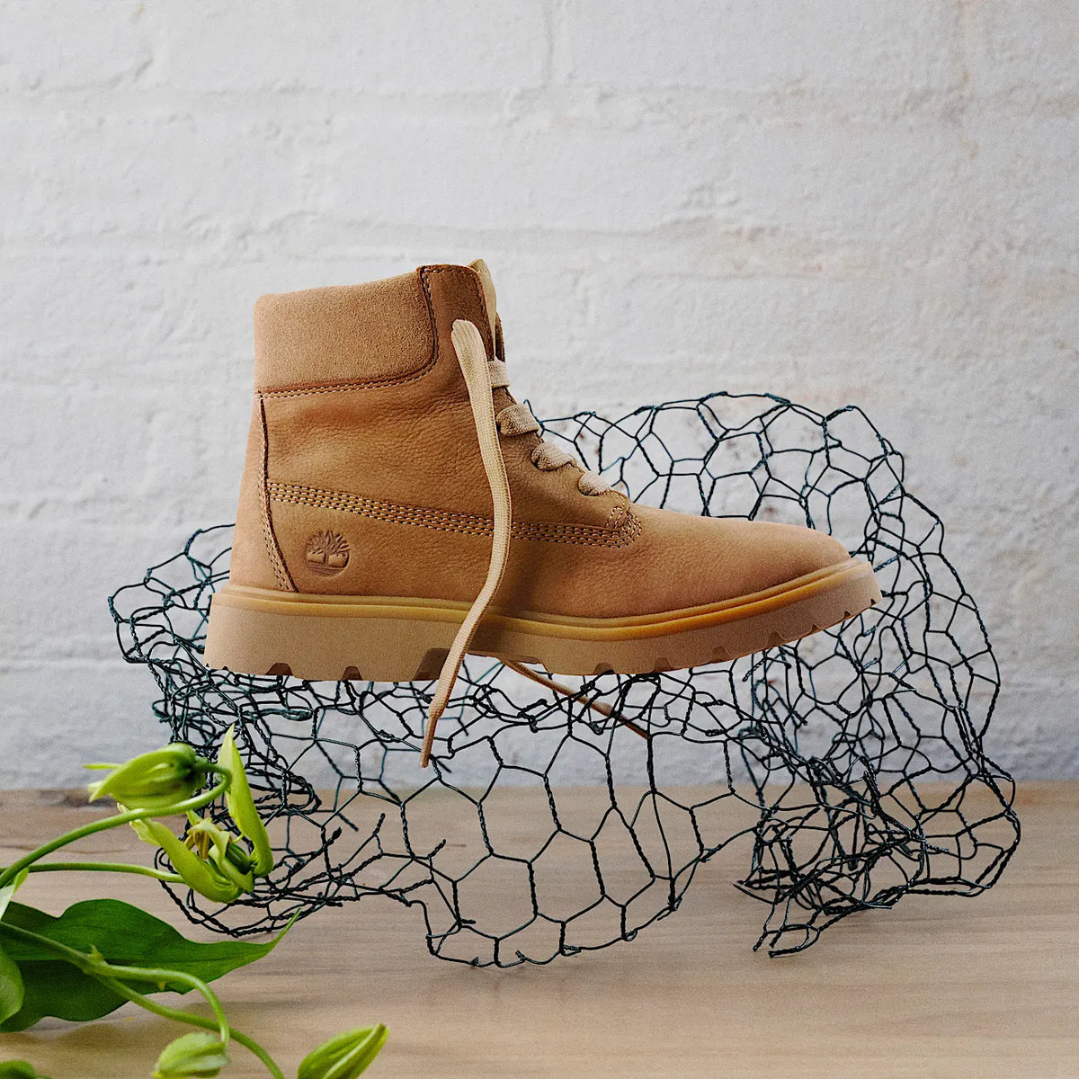 Women's 6-Inch Boot