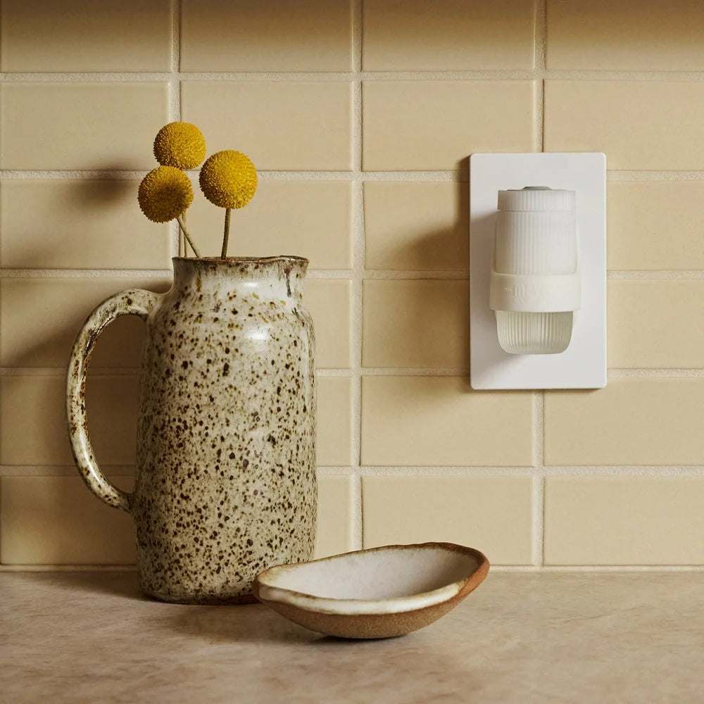 Plug-In Scented Oil Warmer With Refill
