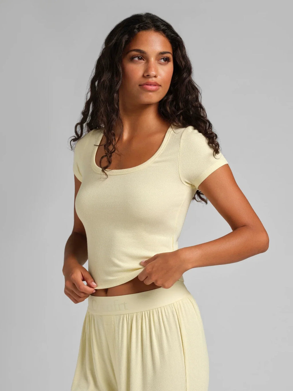 Ribbed Fitted T-Shirt - Buttercream