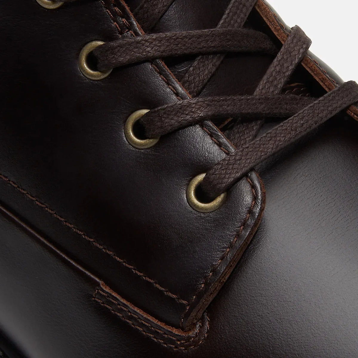 Men's Waterproof Chukka Boot