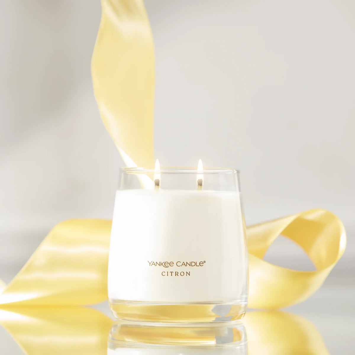 12 oz Two-Wick Citrus Scented Candle