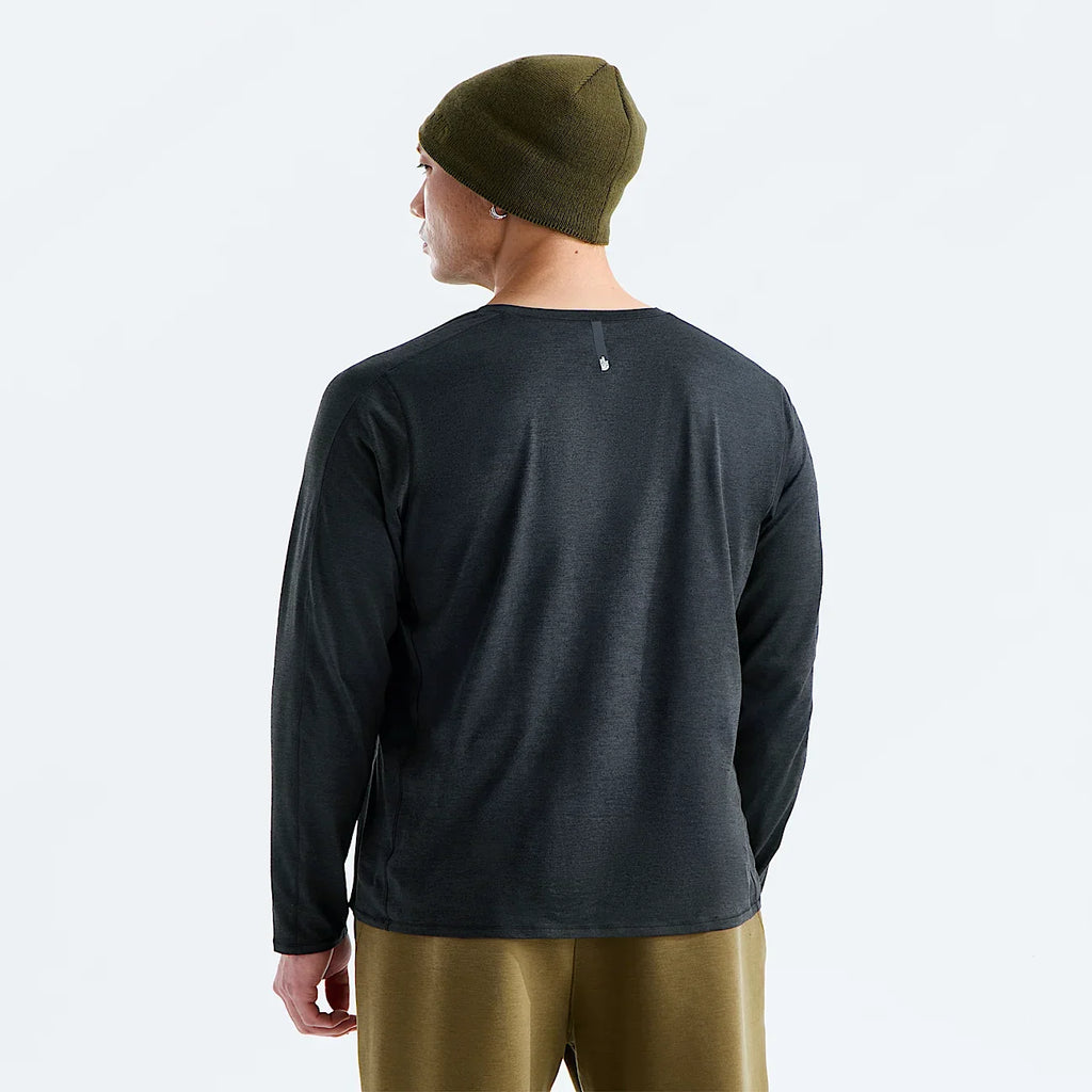 Men's Long-Sleeve Activewear Tee - Black