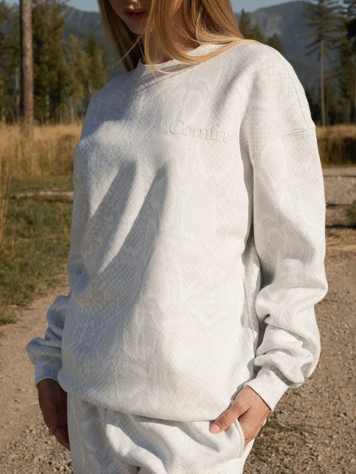 Crewneck Sweatshirt - Wave Blue